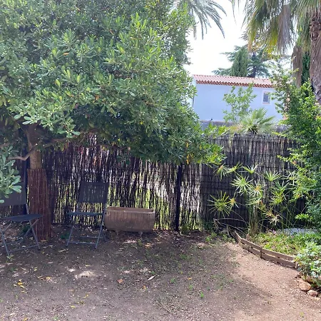 酒店 Petite Maison Au Calme Avec Jardin Clim Et Parking 土伦